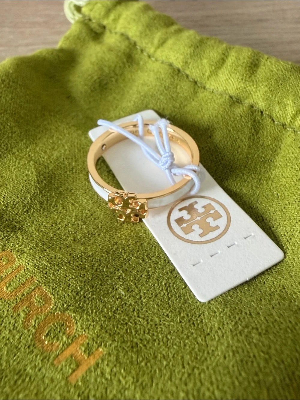 Tory Burch Gold-Tone White Enamel Double T Ring Size 7 New